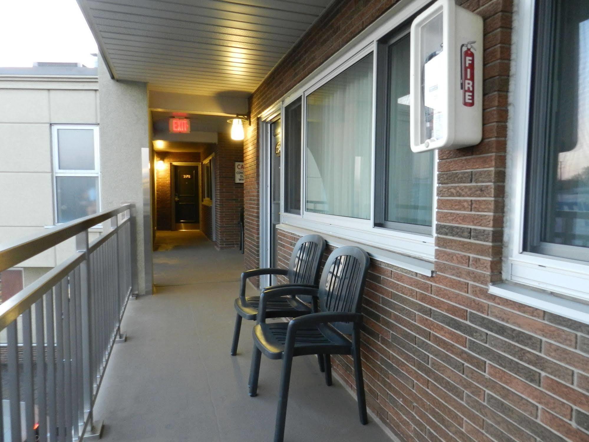 Capri Inn Saint Catharines Ngoại thất bức ảnh